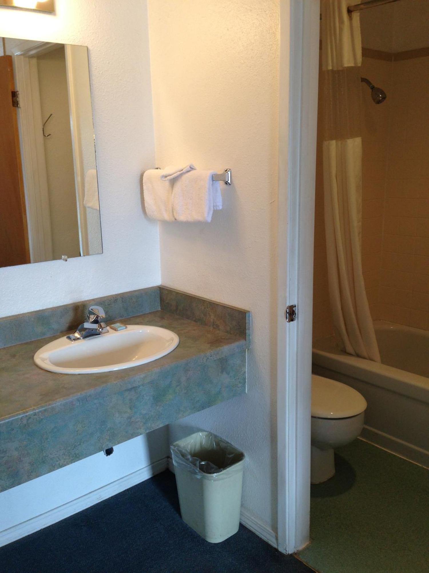 Redwood Inn Crescent City Oda fotoğraf